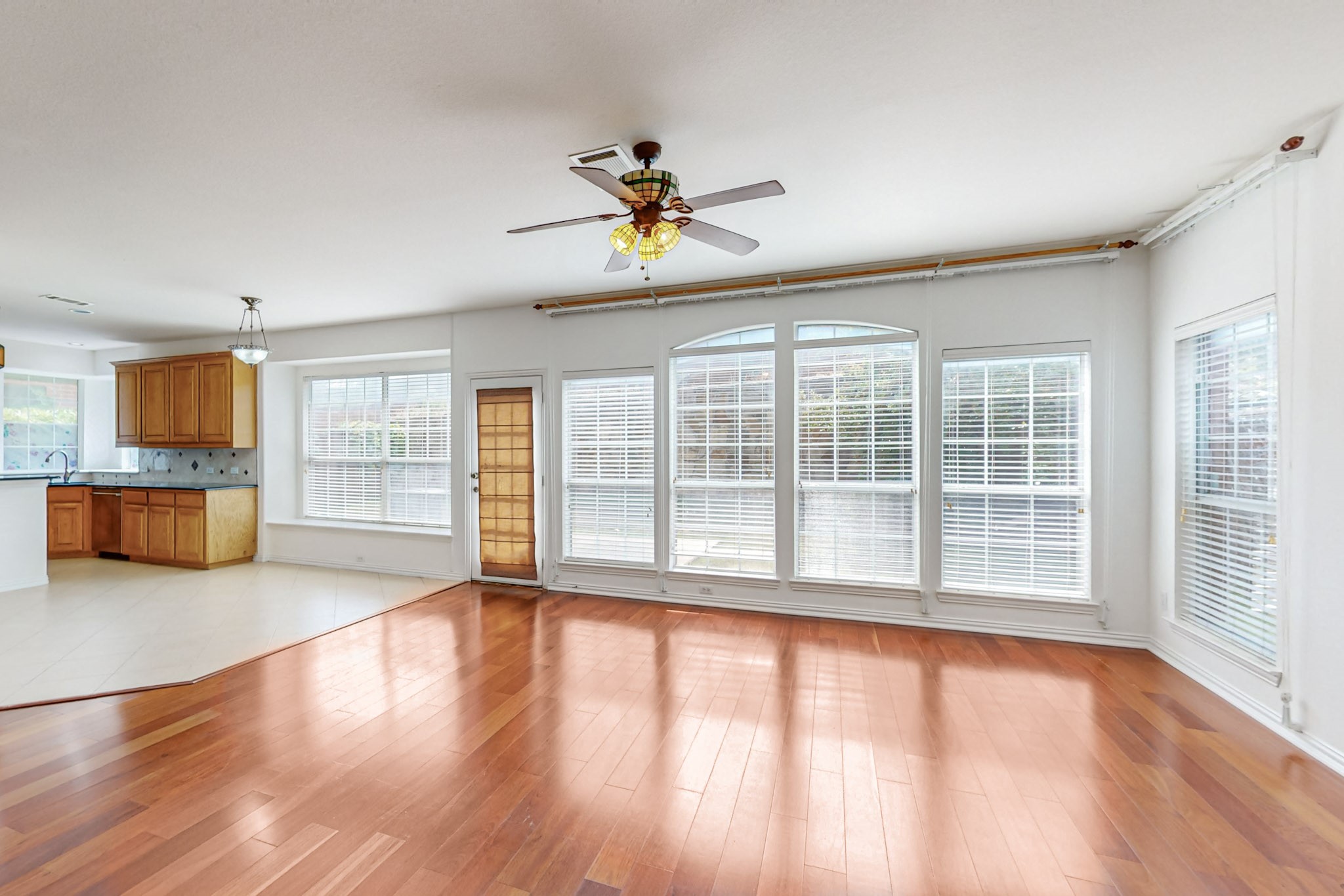 8609 Rugby Drive Irving TX 75063