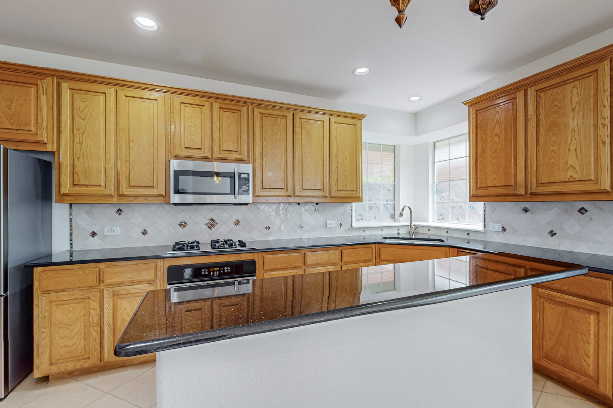 8609 Rugby Drive Irving TX 75063