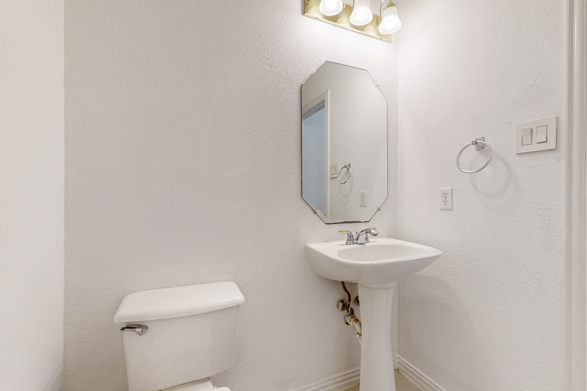 8609 Rugby Drive Irving TX 75063