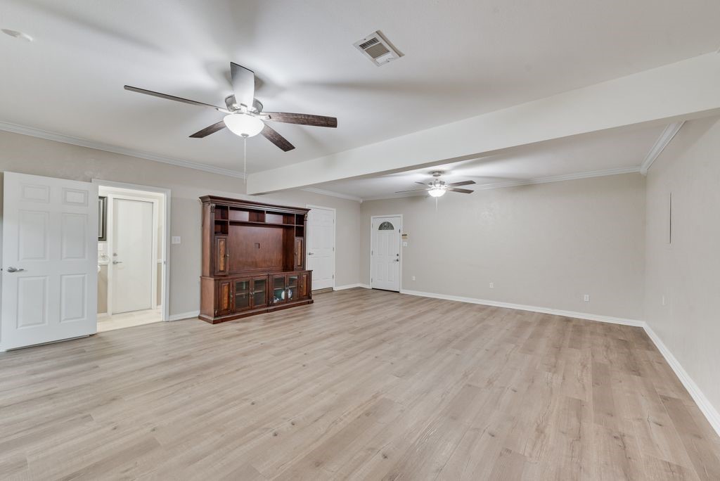 4500 Hacienda Drive Arlington TX 76017