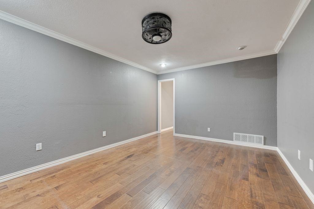 4500 Hacienda Drive Arlington TX 76017