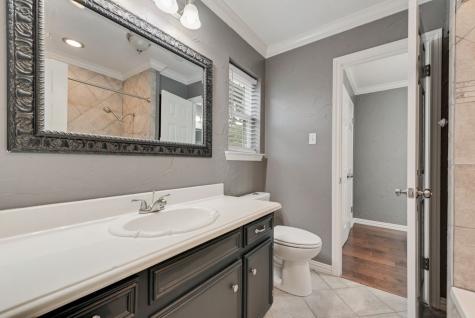 4500 Hacienda Drive Arlington TX 76017
