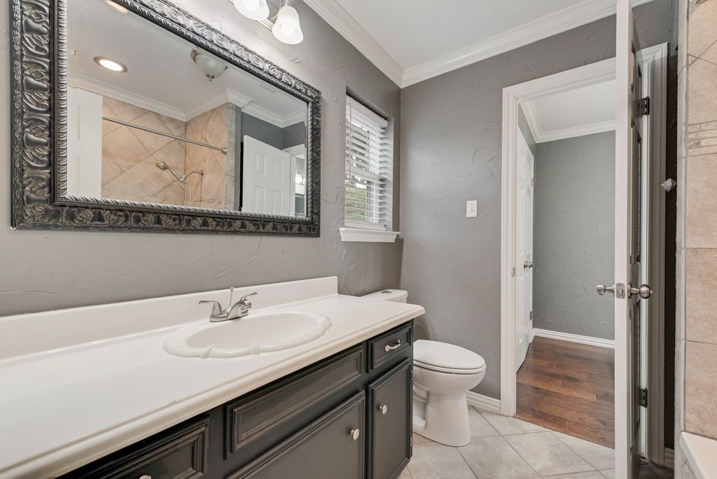 4500 Hacienda Drive Arlington TX 76017