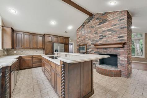 4500 Hacienda Drive Arlington TX 76017