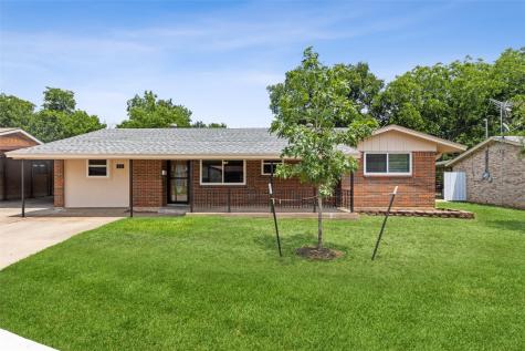 333 Thompson Drive Saginaw TX 76179