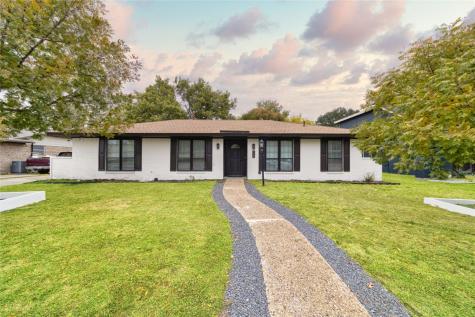 509 Caravaca Drive Garland TX 75043