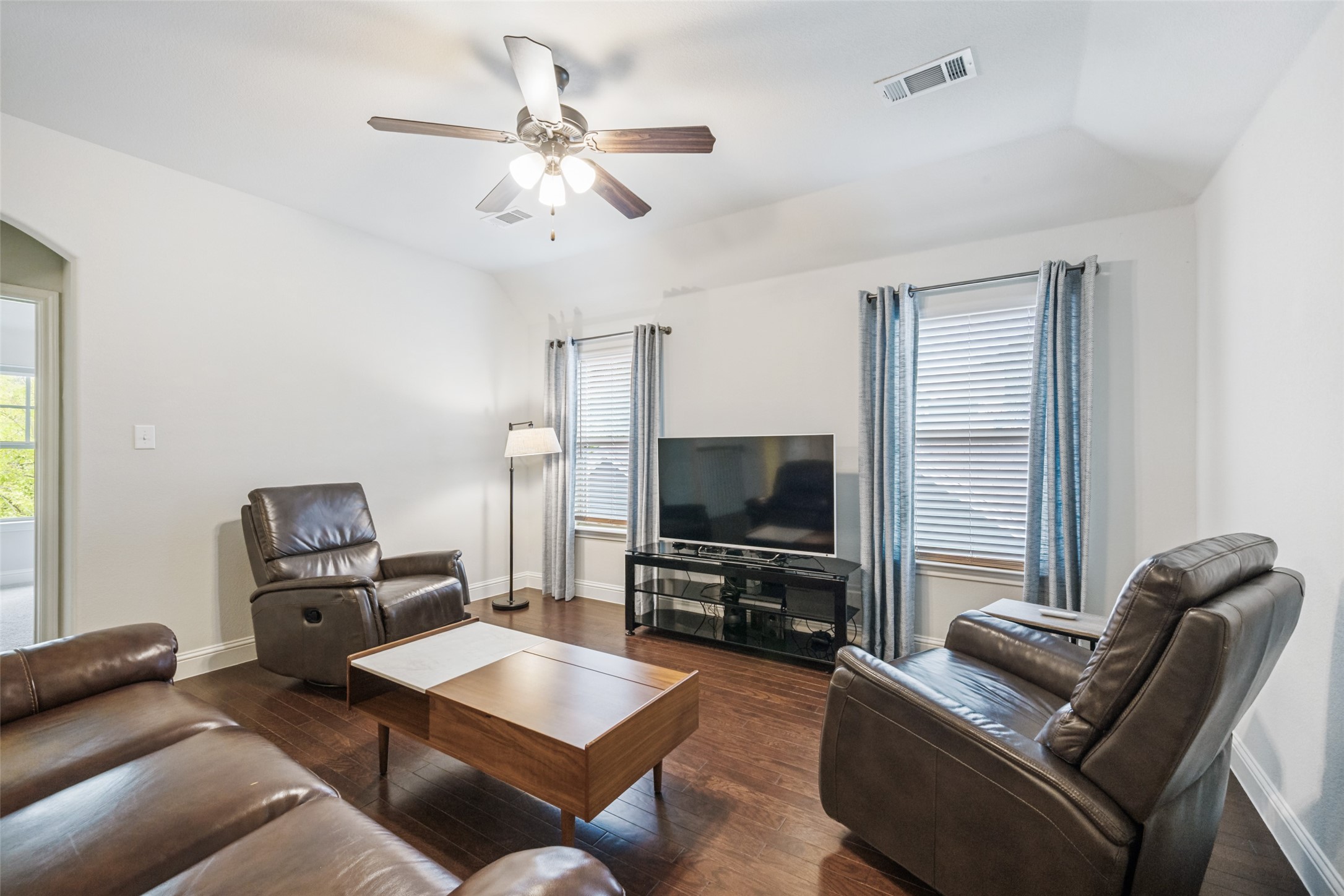 1701 Belle Place Fort Worth TX 76107