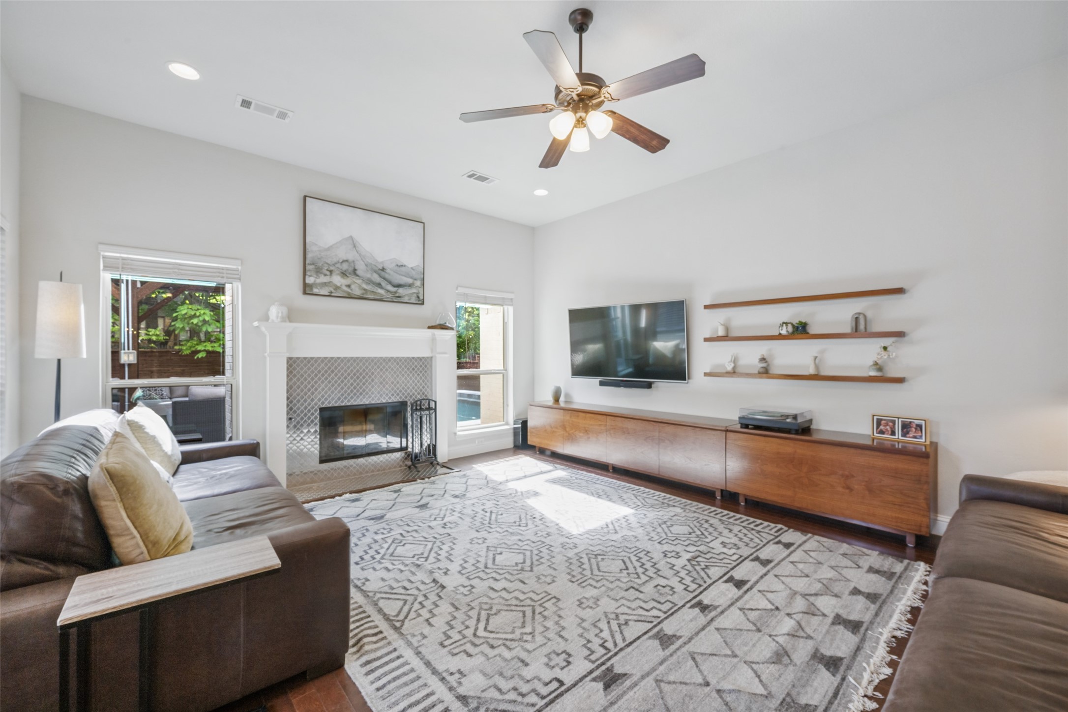 1701 Belle Place Fort Worth TX 76107