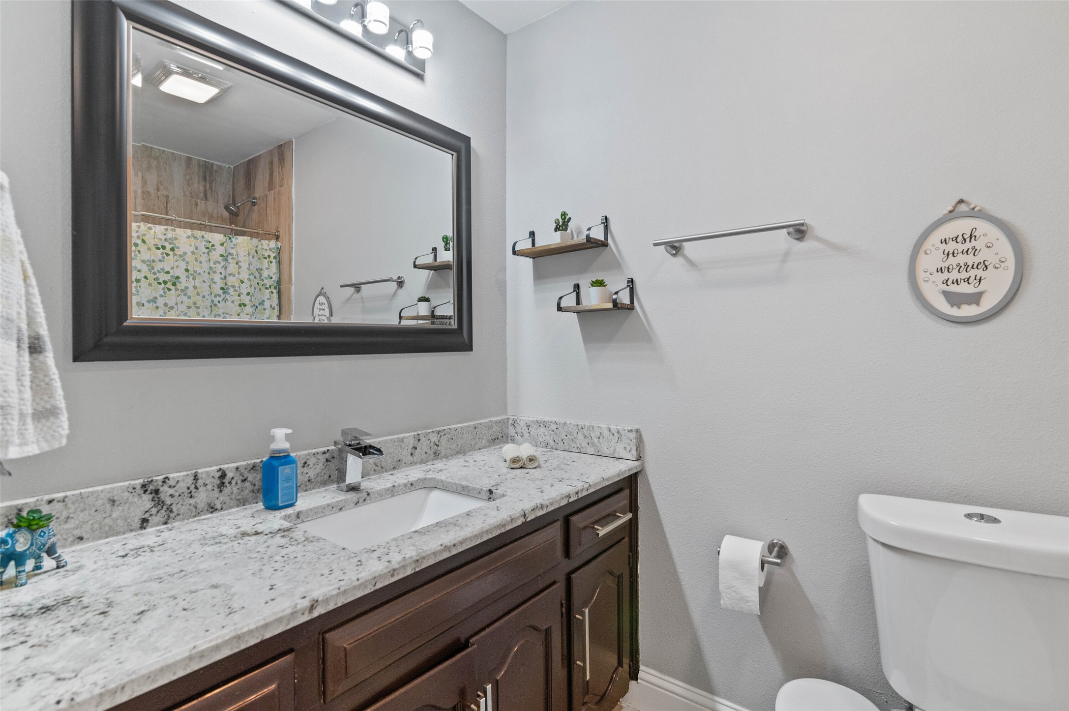 3217 Centennial Drive Garland TX 75042