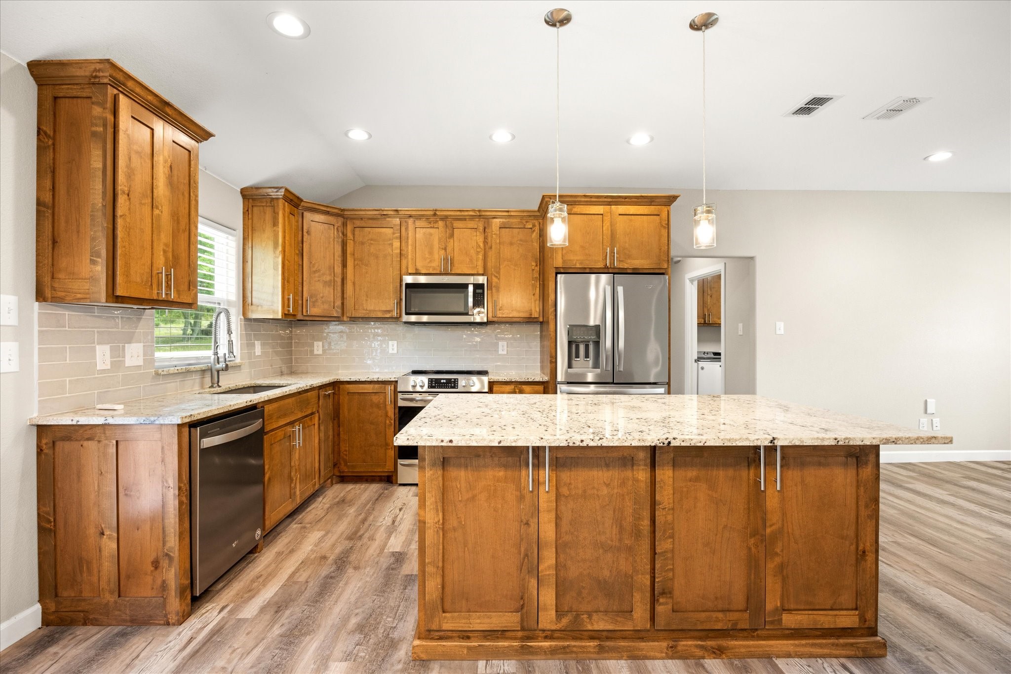 1495 Peninsula Drive Bluff Dale TX 76433