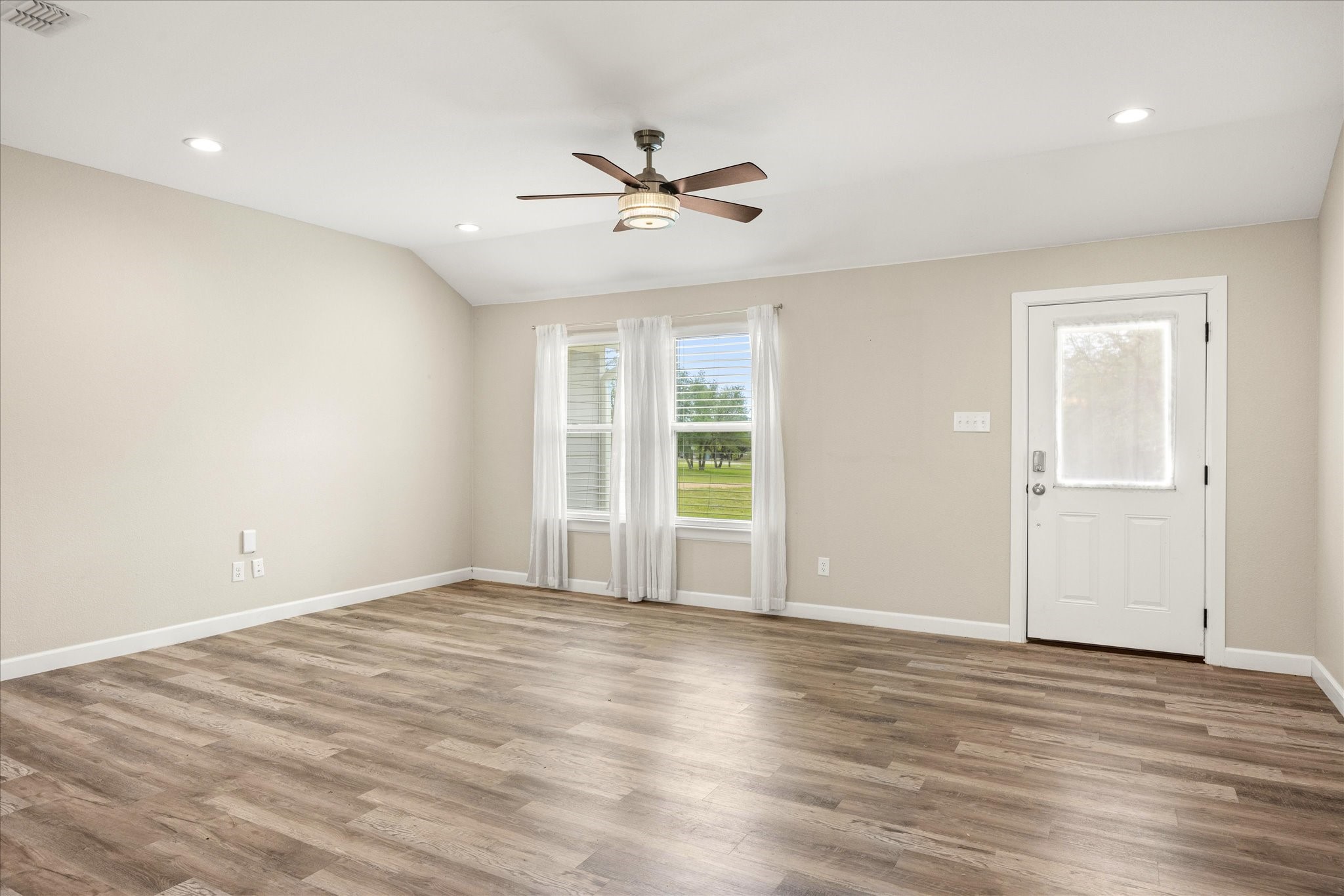 1495 Peninsula Drive Bluff Dale TX 76433