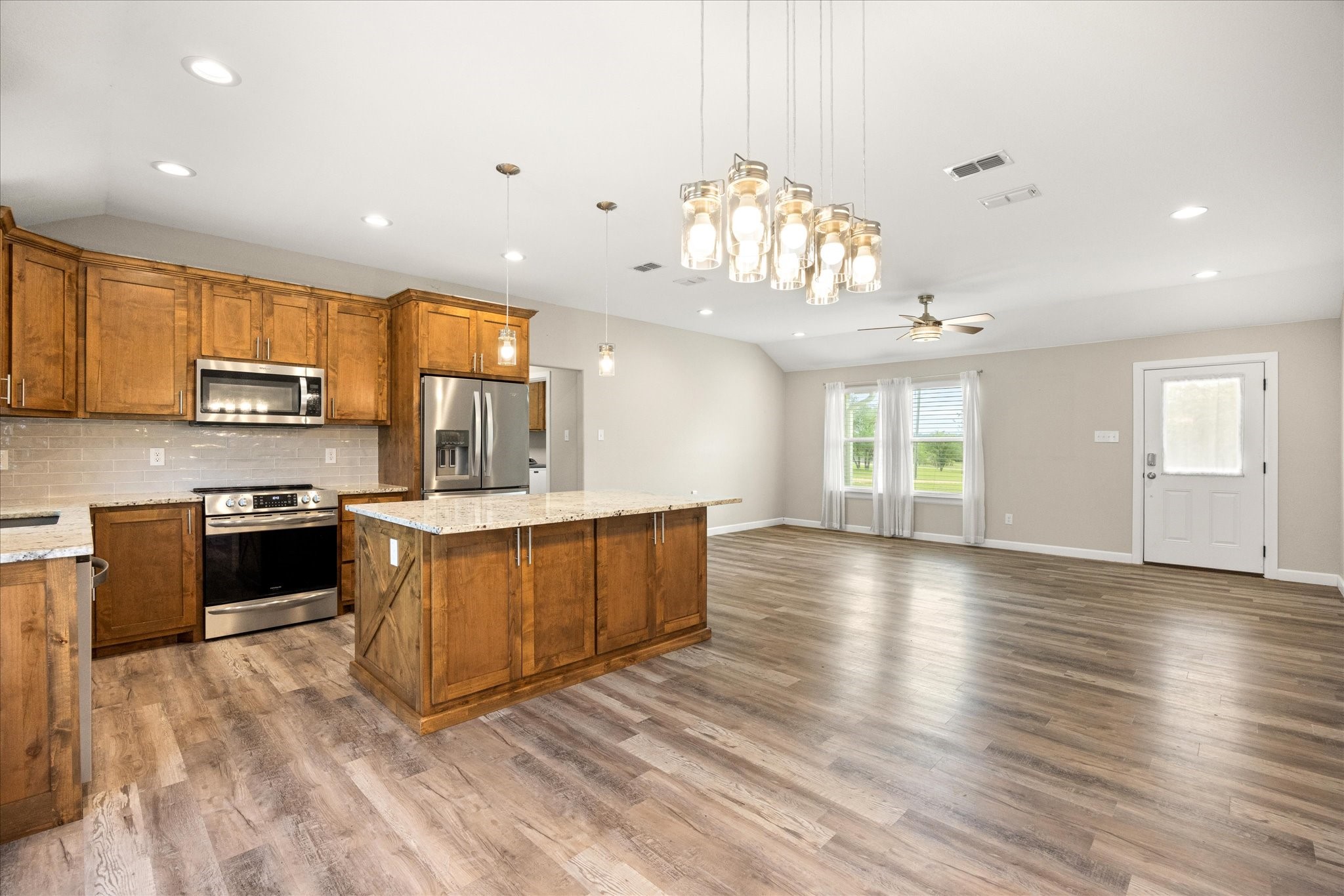 1495 Peninsula Drive Bluff Dale TX 76433
