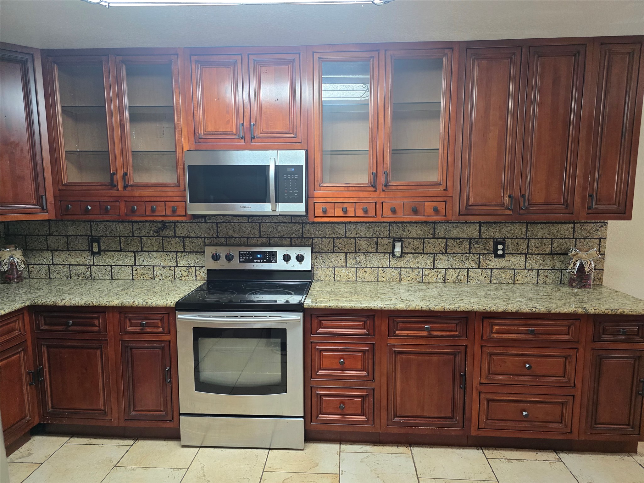 1088 Magnolia Lane Cedar Hill TX 75104