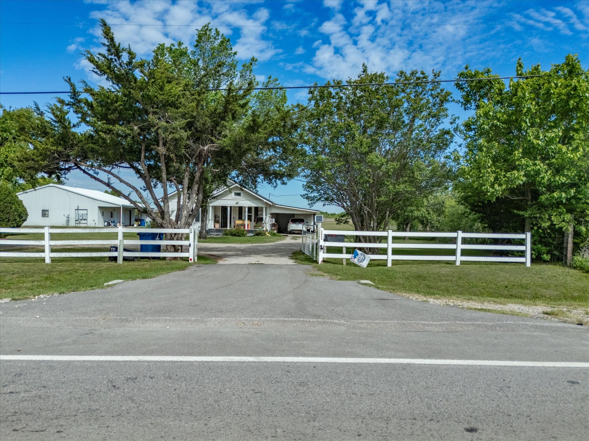 2414 E Ennis Avenue Ennis TX 75119