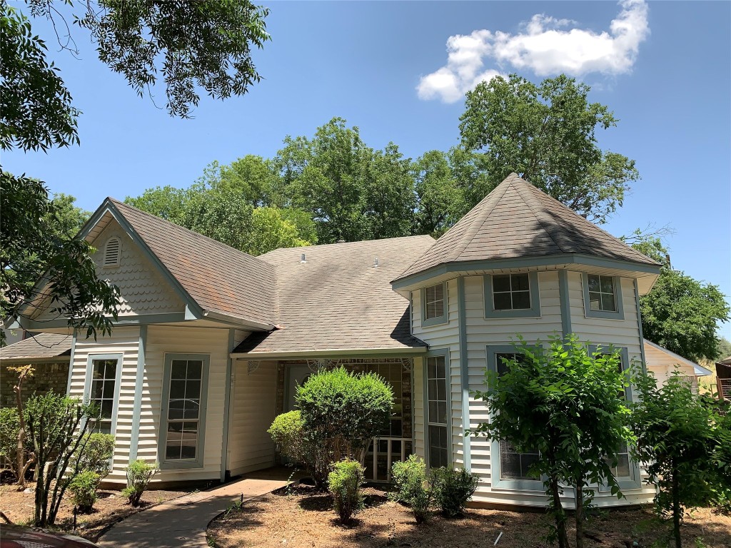 1837 Riverway Lane Lancaster TX 75146