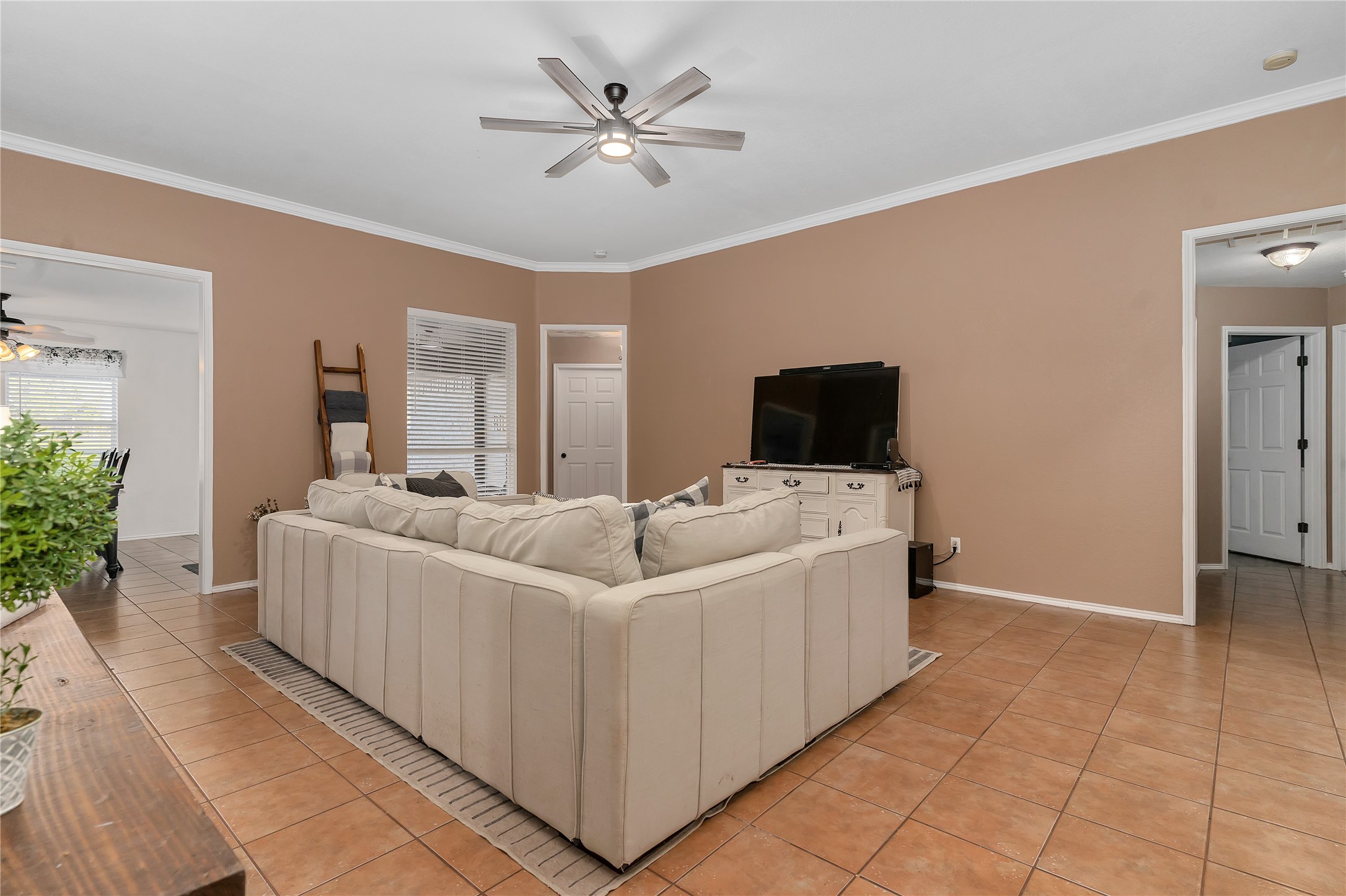 11008 Flores Trail Crowley TX 76036