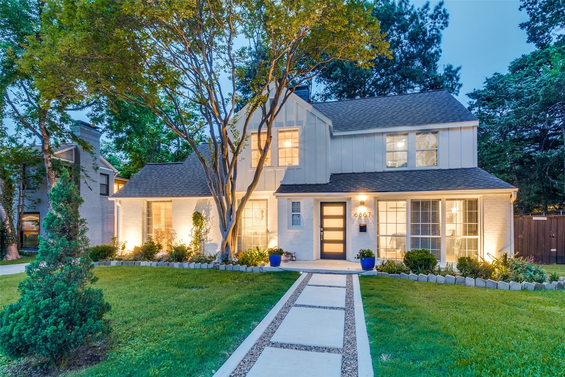 6867 Gaston Avenue Dallas TX 75214