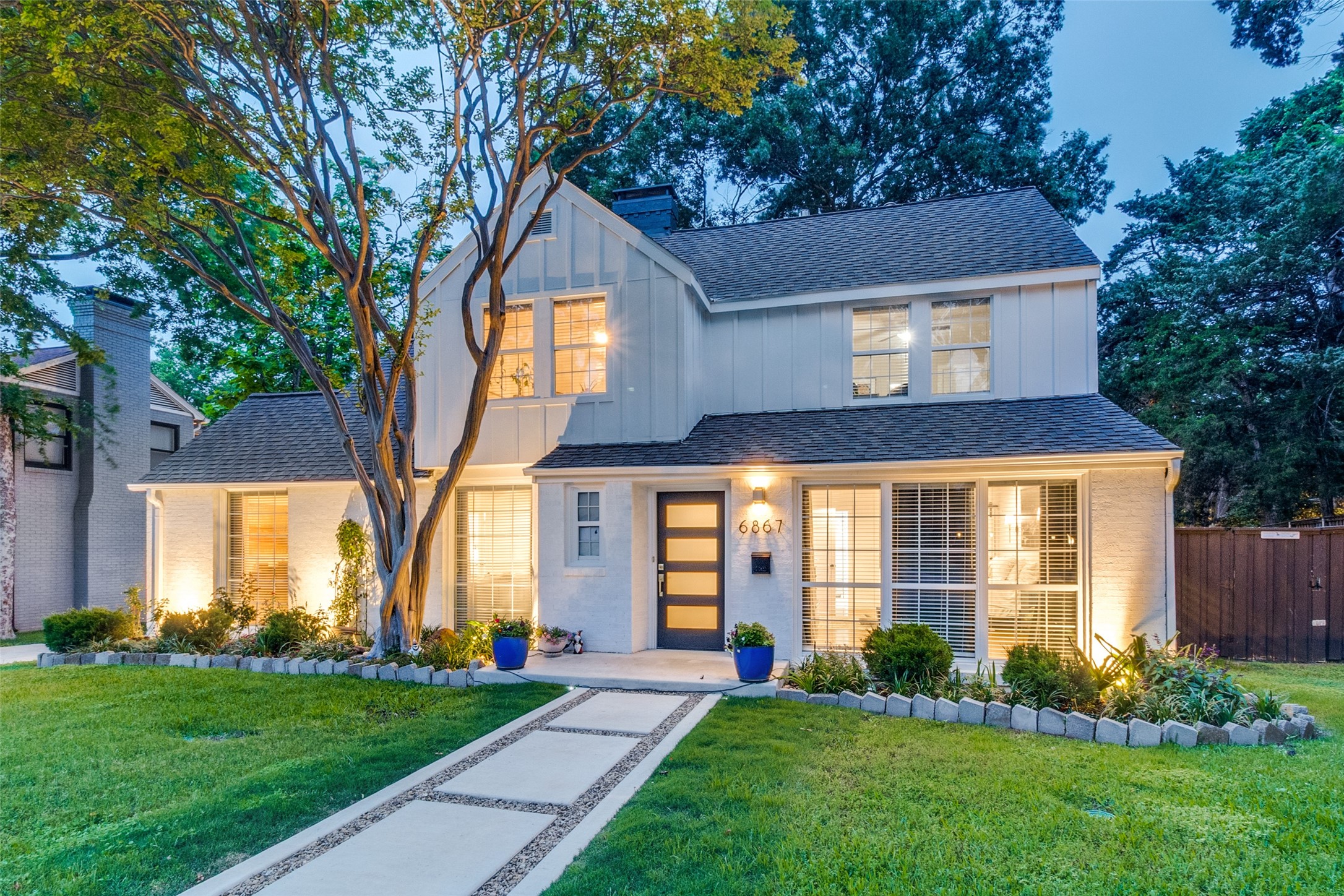 6867 Gaston Avenue Dallas TX 75214