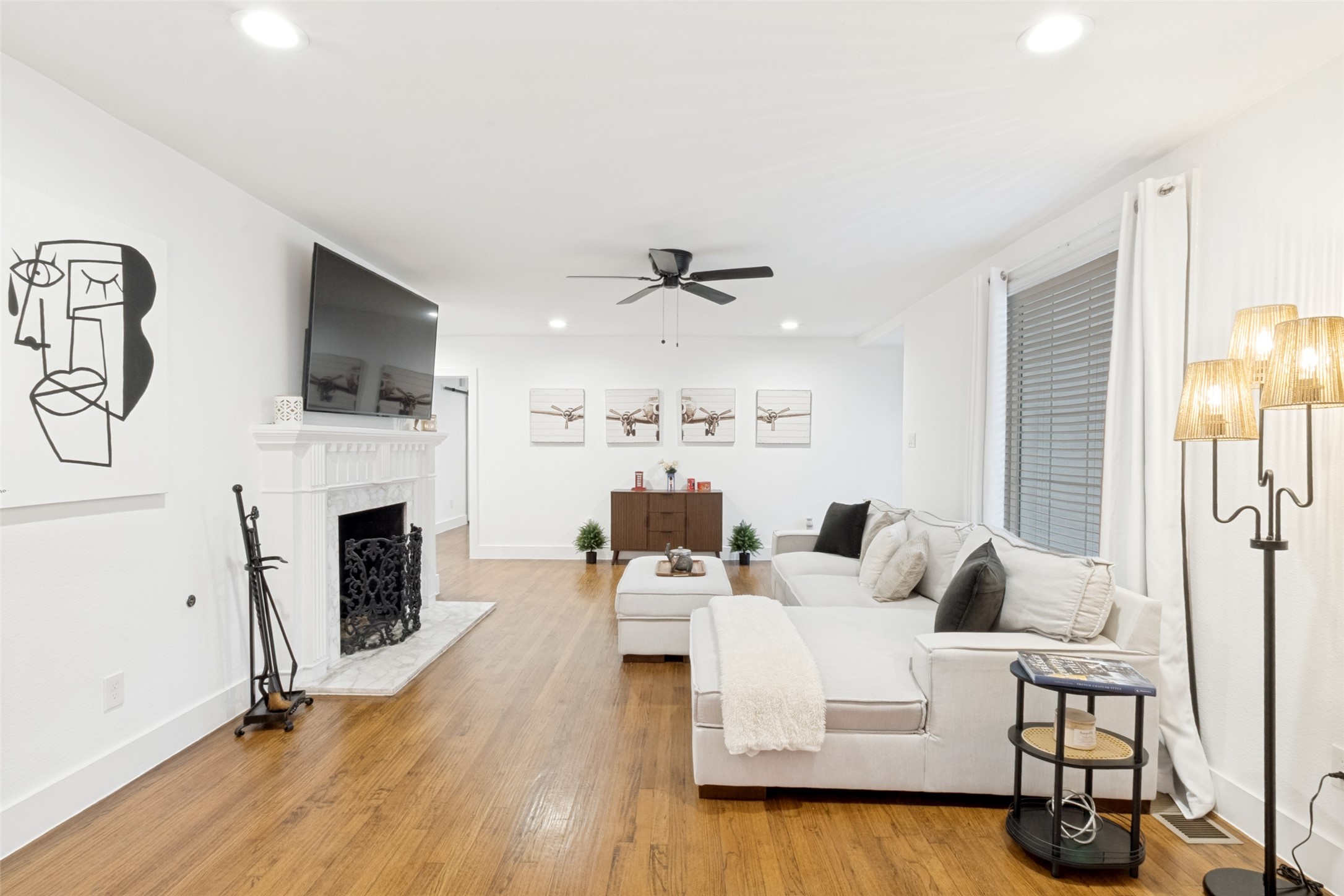 6867 Gaston Avenue Dallas TX 75214