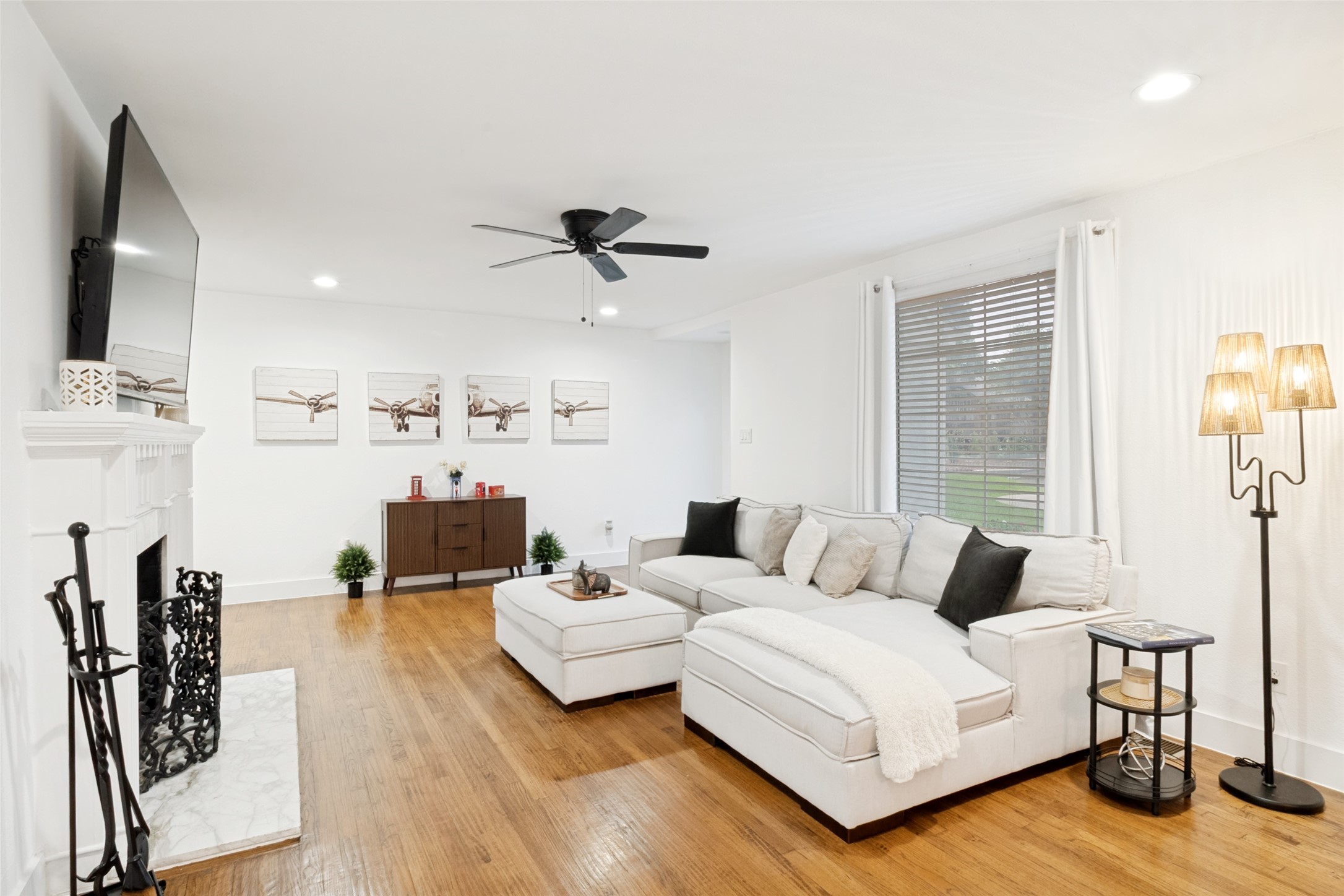 6867 Gaston Avenue Dallas TX 75214