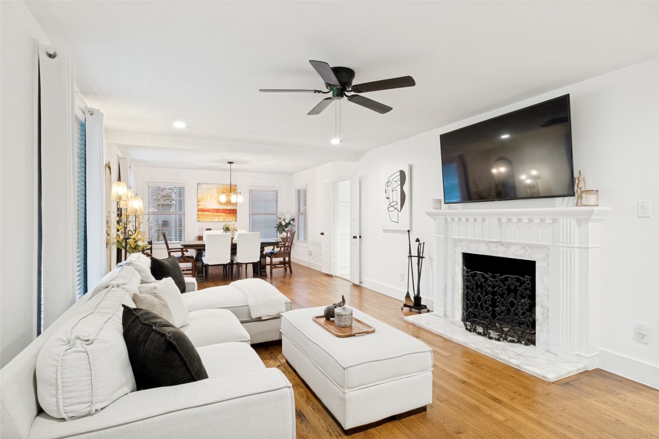 6867 Gaston Avenue Dallas TX 75214