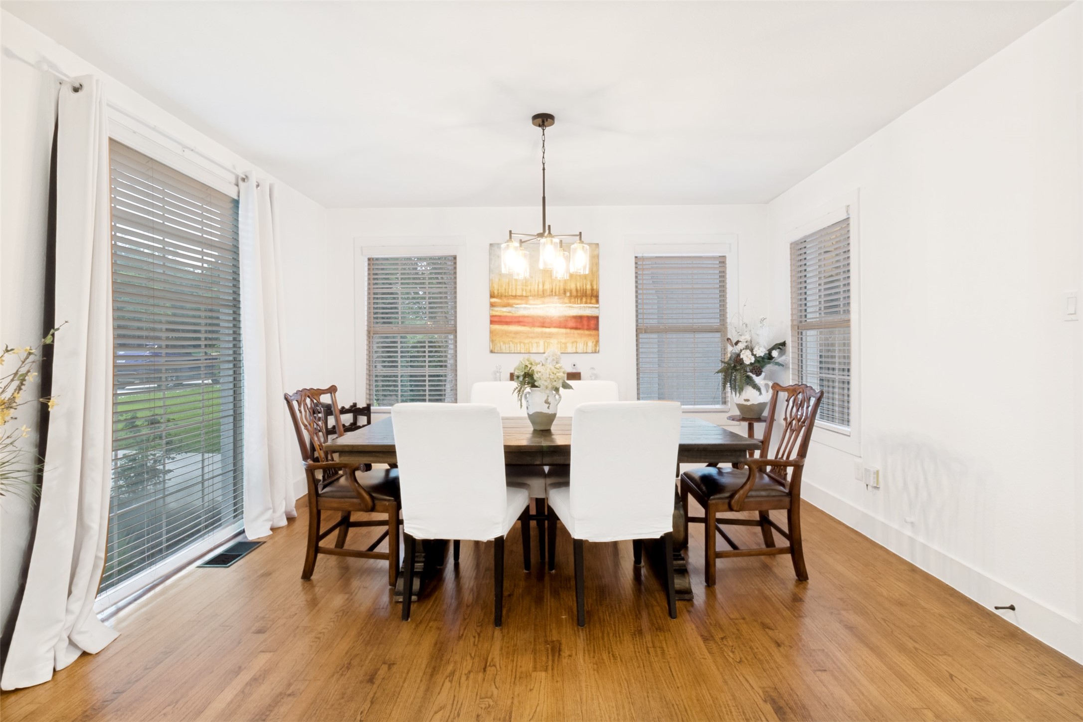 6867 Gaston Avenue Dallas TX 75214