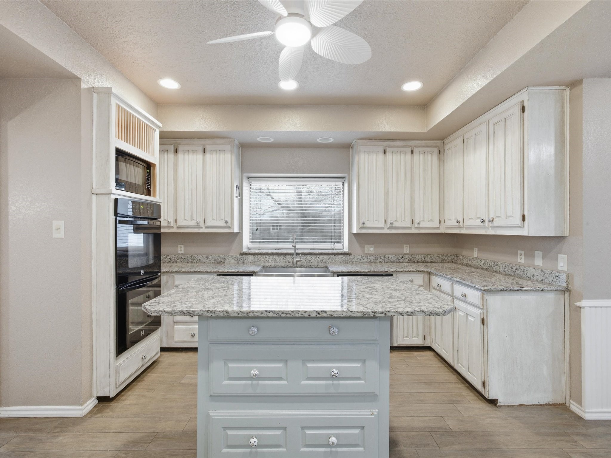 6606 Canalview Drive Arlington TX 76016