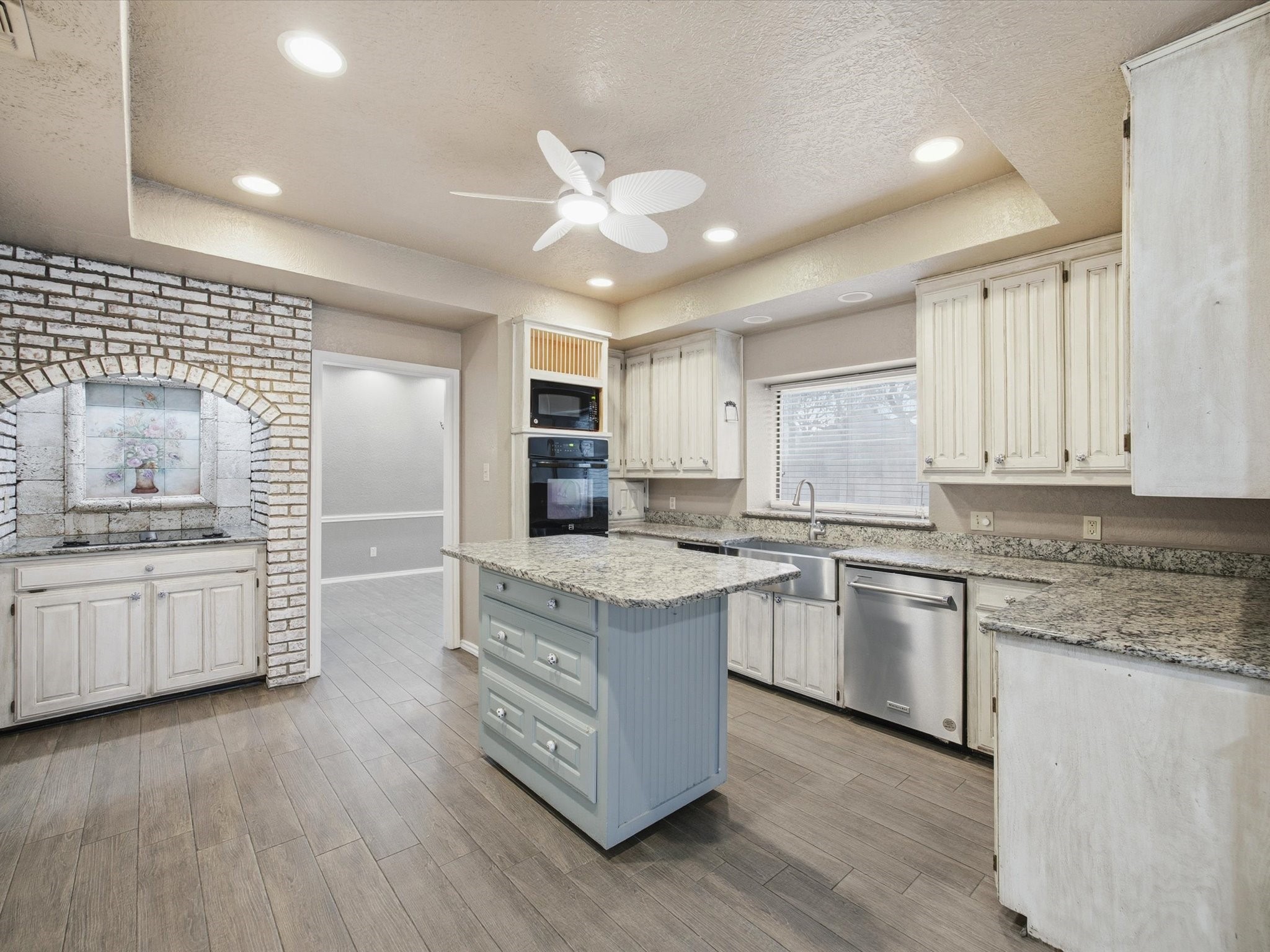 6606 Canalview Drive Arlington TX 76016
