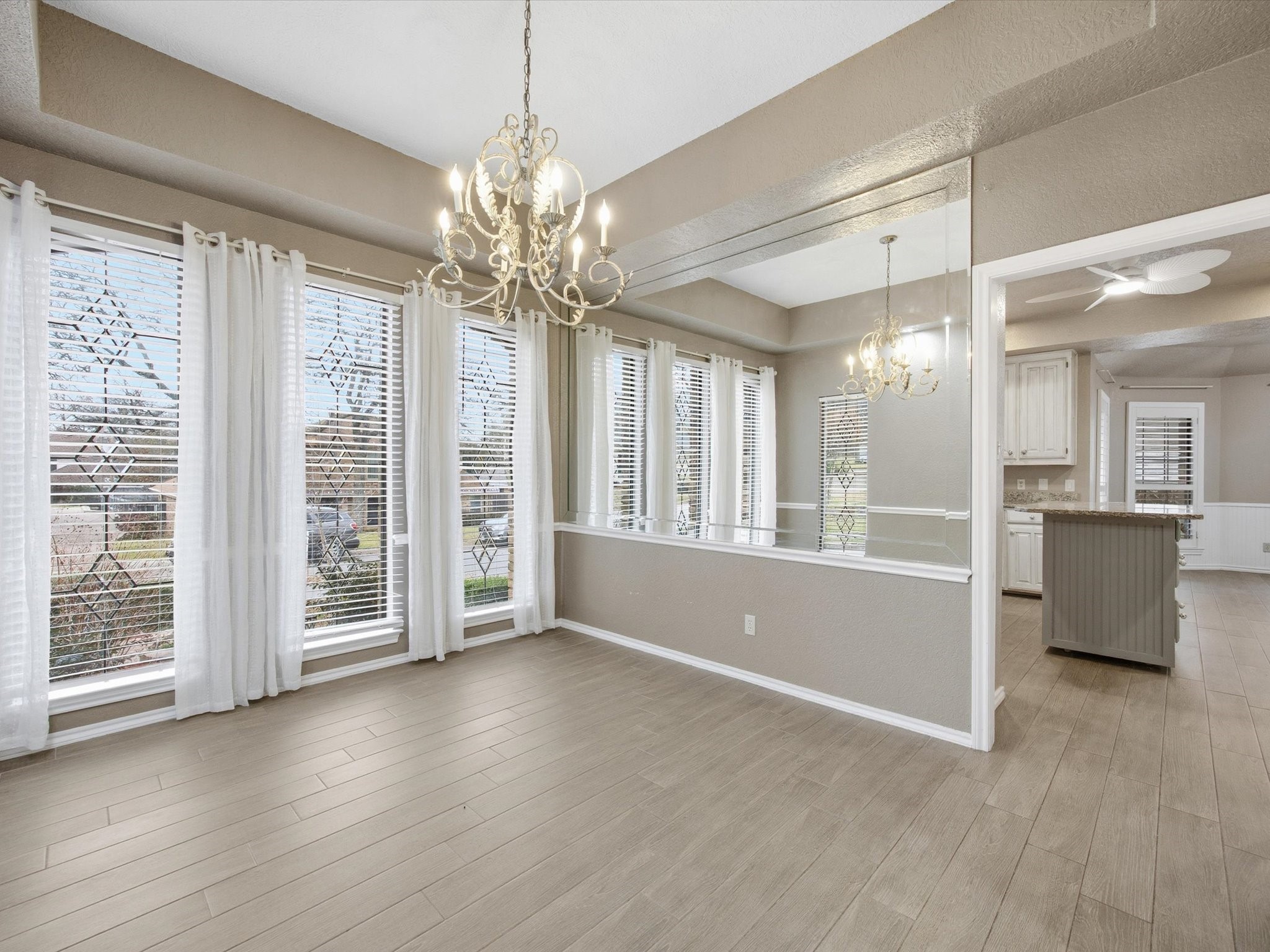 6606 Canalview Drive Arlington TX 76016