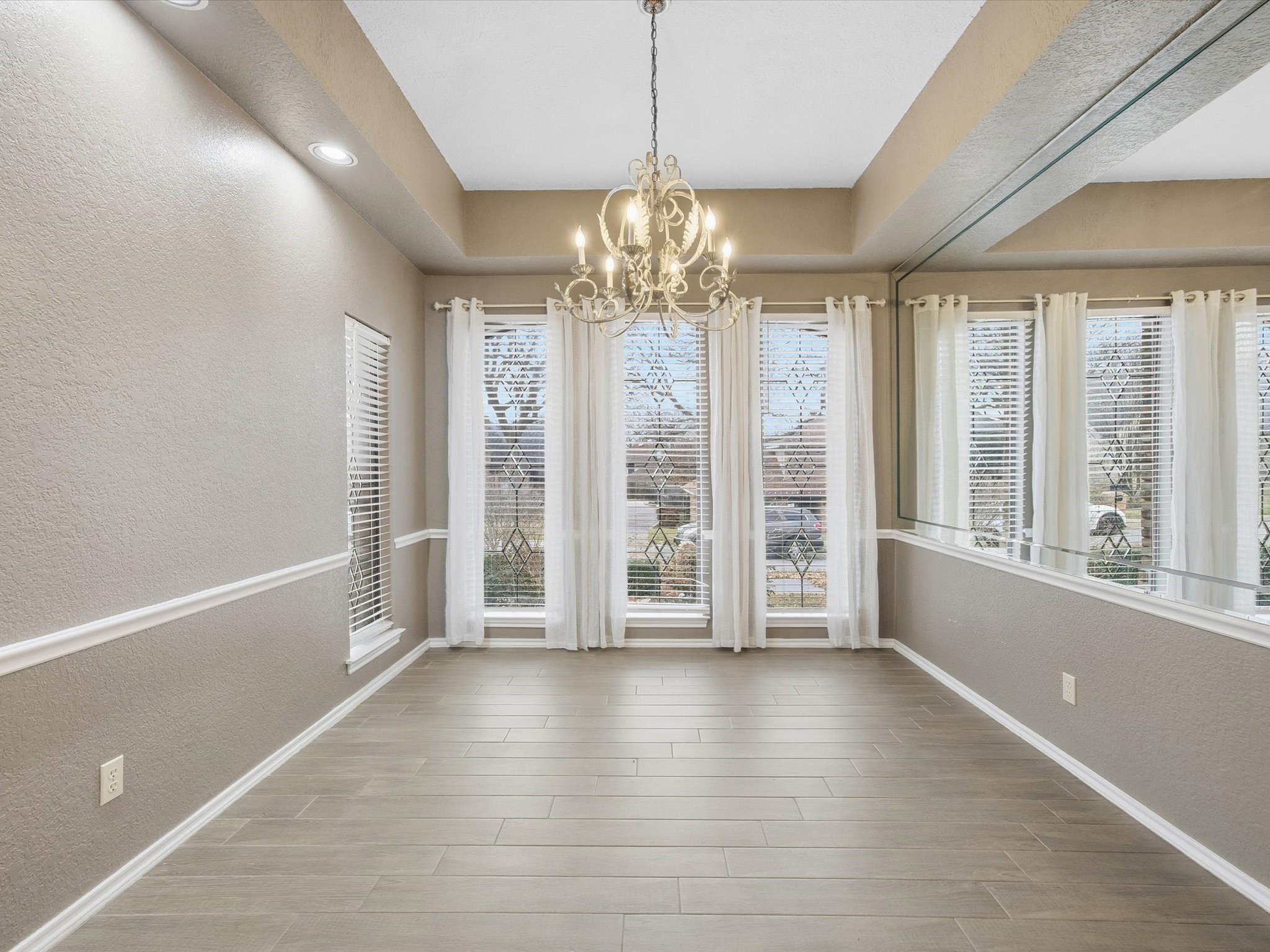 6606 Canalview Drive Arlington TX 76016