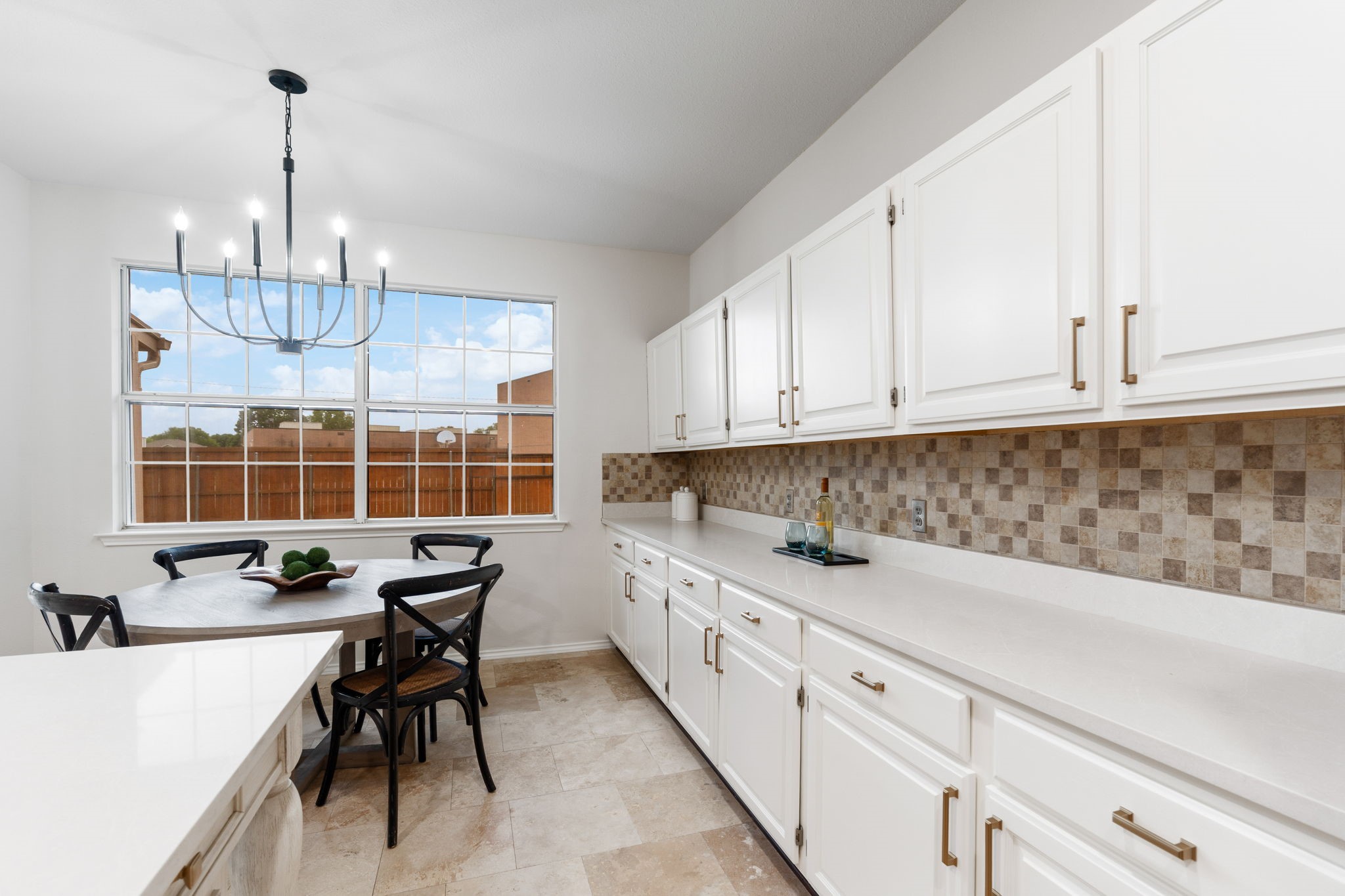 1414 Saddleback Lane Lewisville TX 75067