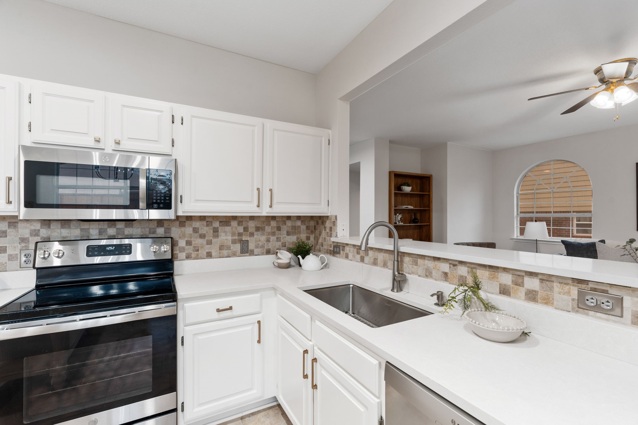 1414 Saddleback Lane Lewisville TX 75067