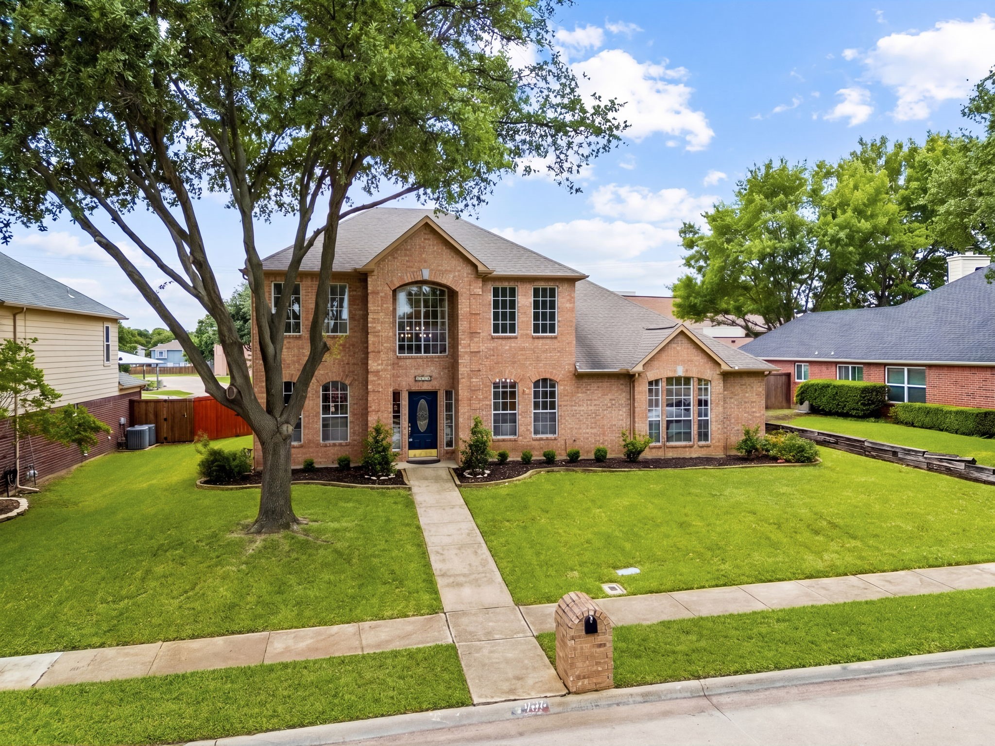 1414 Saddleback Lane Lewisville TX 75067