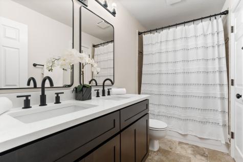 1414 Saddleback Lane Lewisville TX 75067