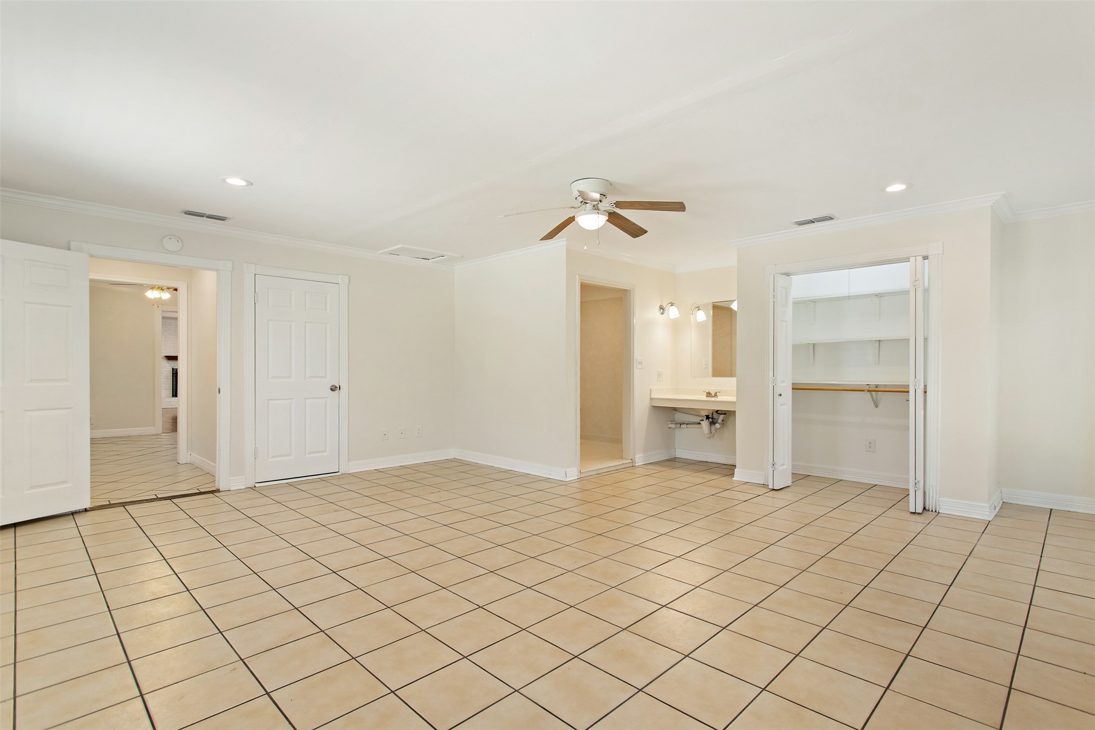 3303 Shenandoah Drive Tyler TX 75701