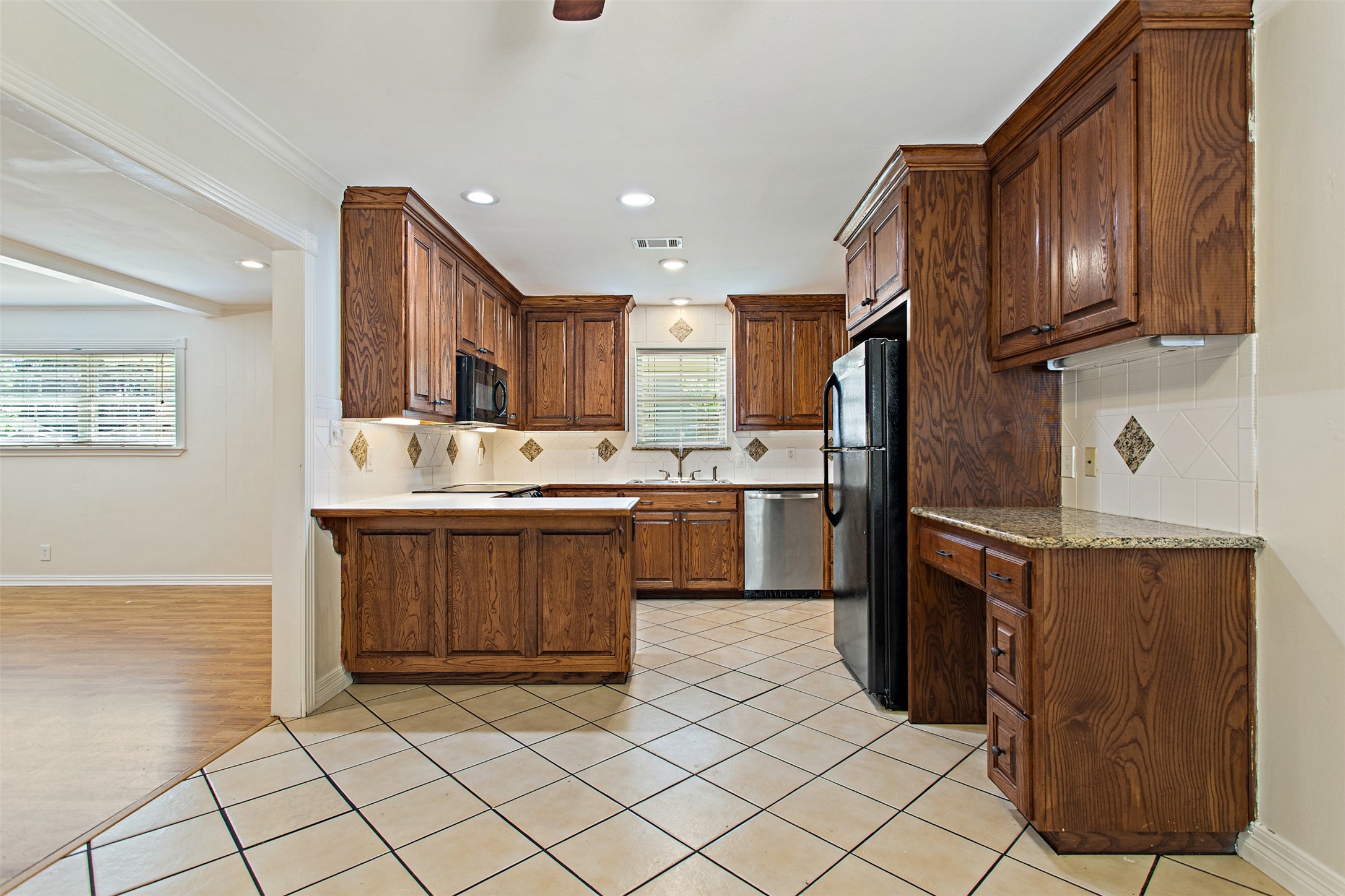 3303 Shenandoah Drive Tyler TX 75701