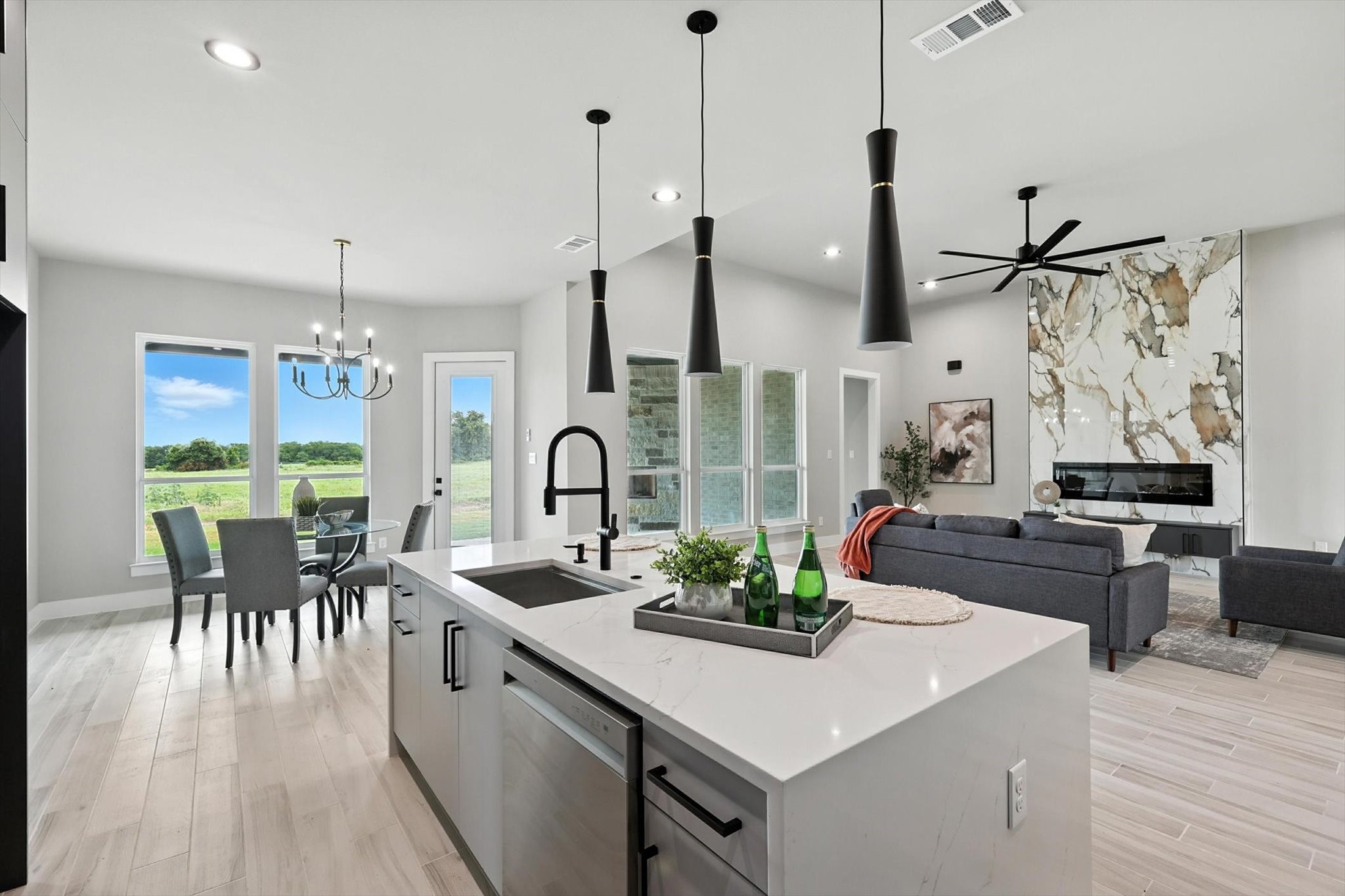 2085 Glenhollow Drive Weatherford TX 76088