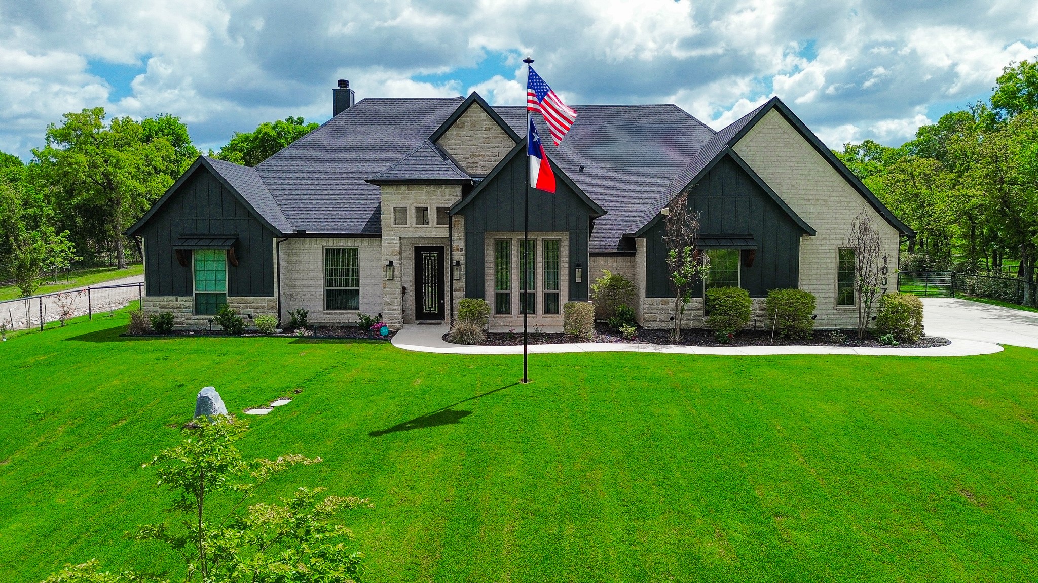 1007 Glenoaks Drive Weatherford TX 76088
