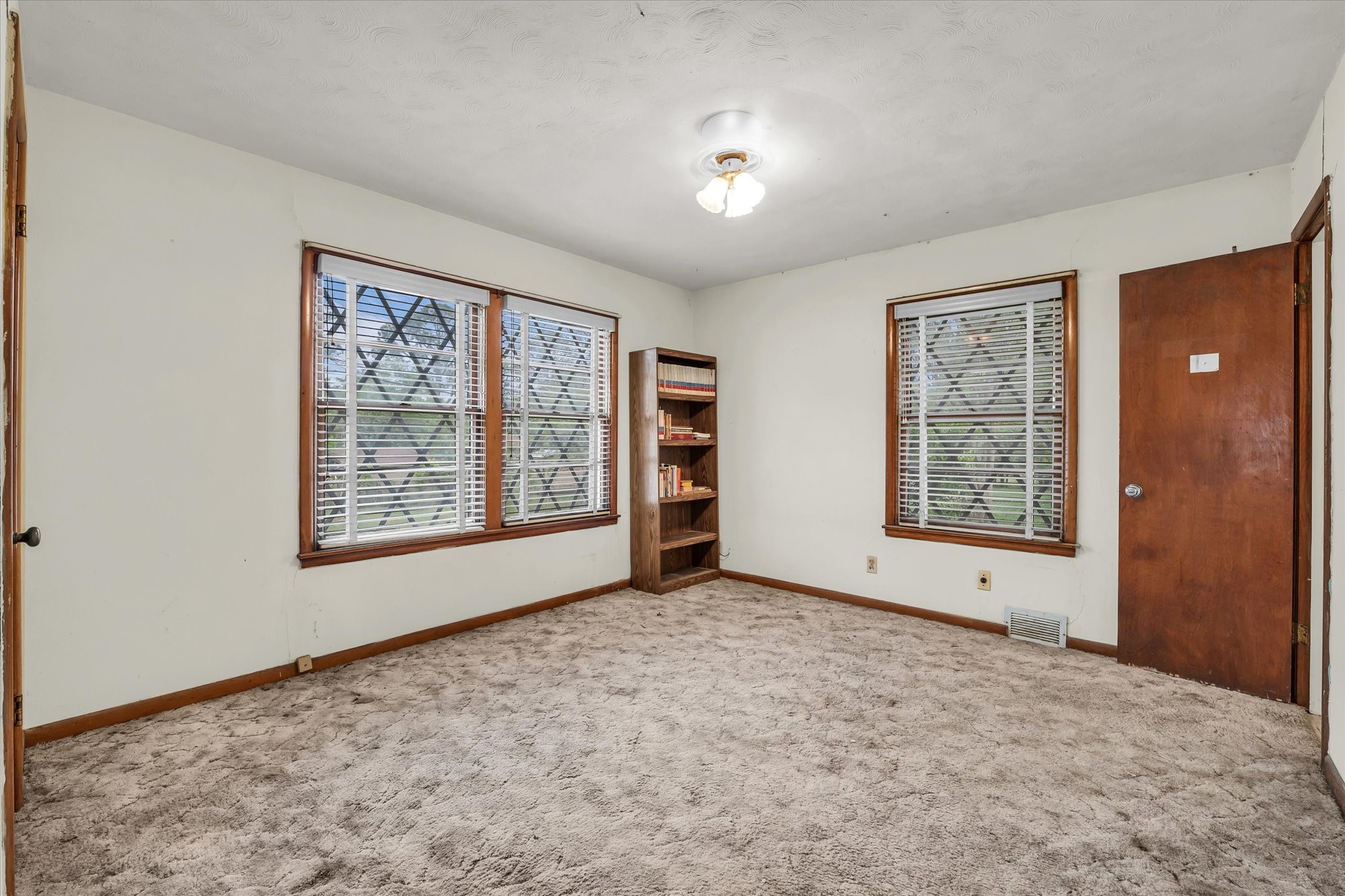 1525 Crow Drive Waco TX 76705