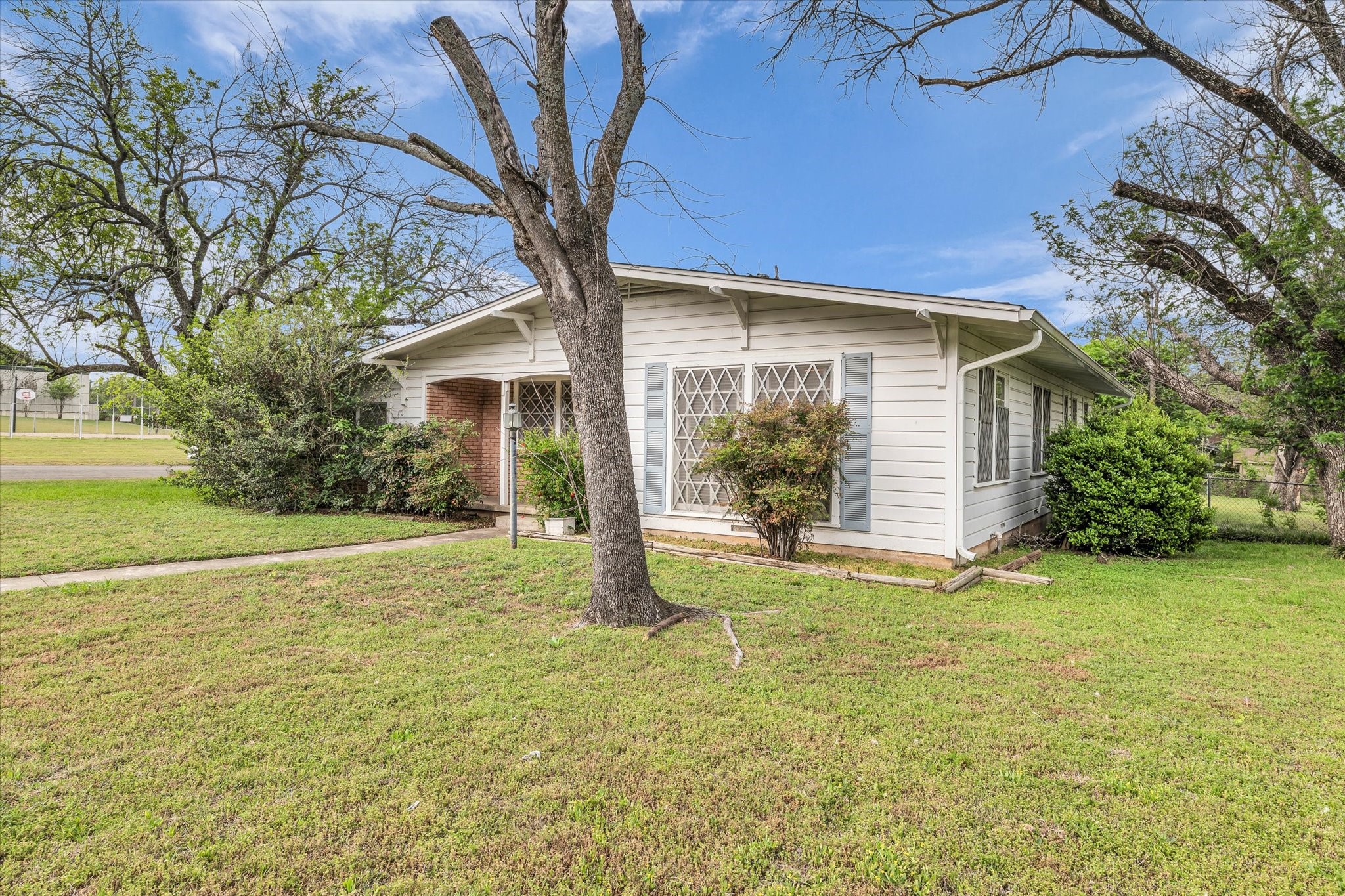 1525 Crow Drive Waco TX 76705