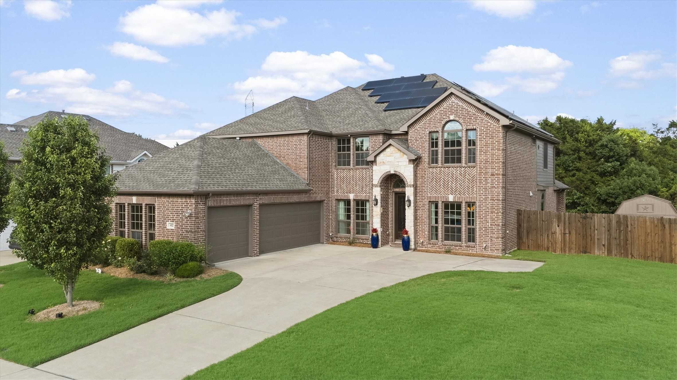 412 Shadow Creek Drive Desoto TX 75115
