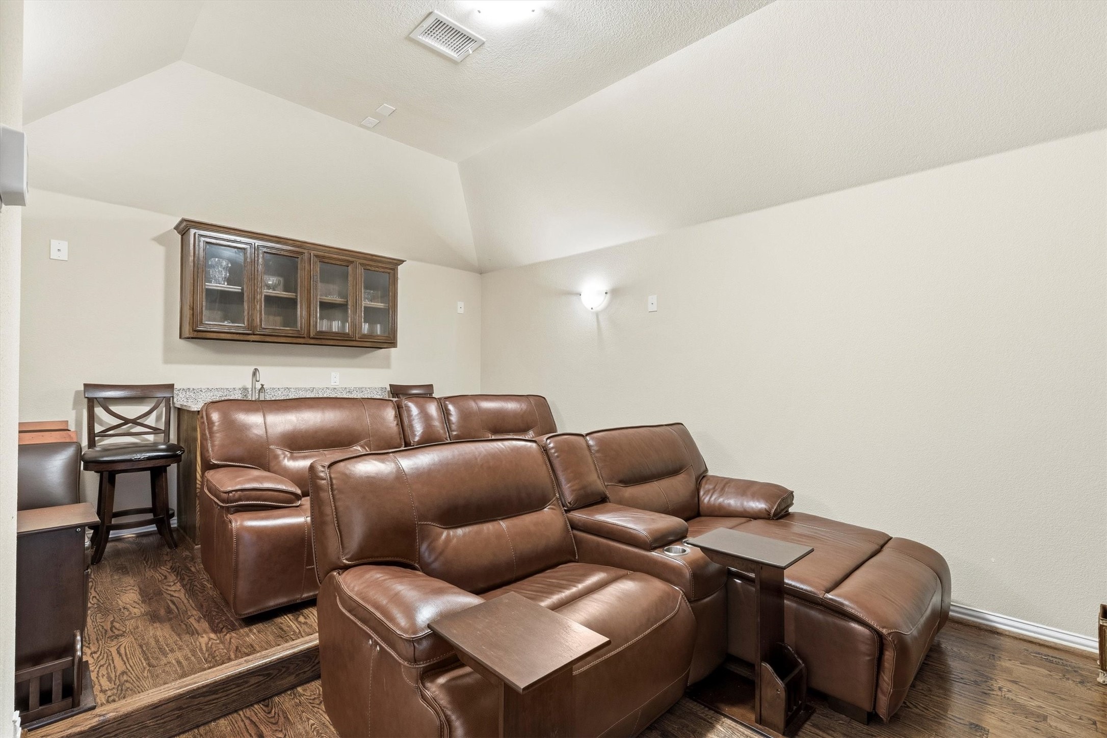 412 Shadow Creek Drive Desoto TX 75115