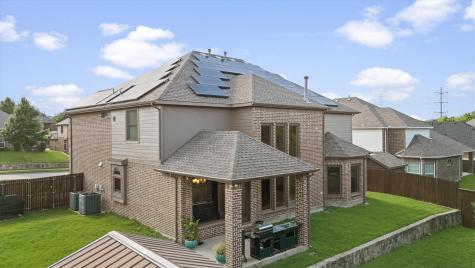 412 Shadow Creek Drive Desoto TX 75115