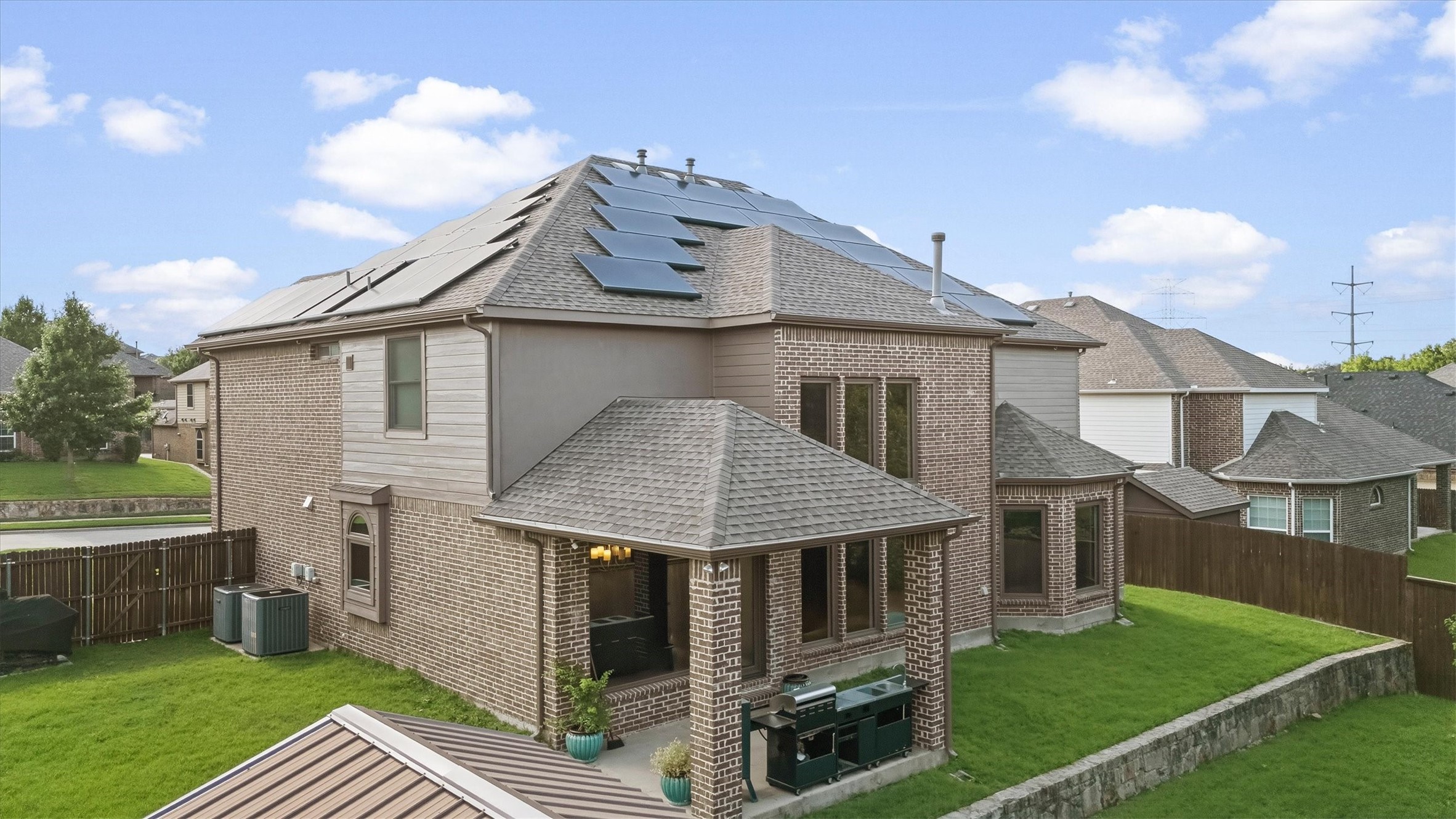 412 Shadow Creek Drive Desoto TX 75115