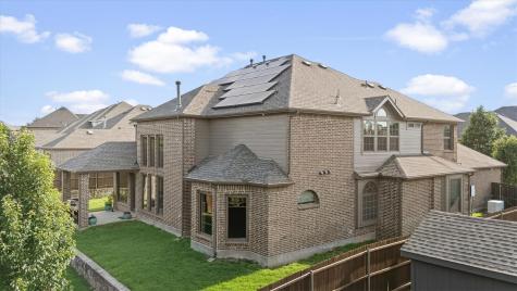 412 Shadow Creek Drive Desoto TX 75115
