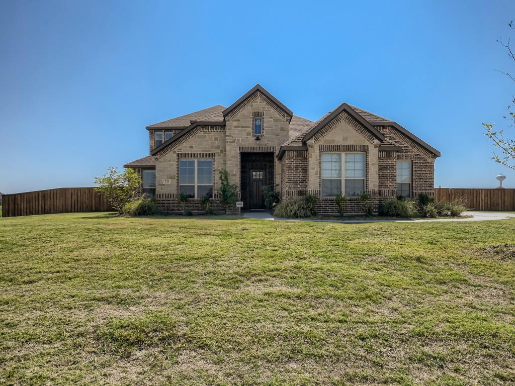 221 Sequoyah Lane Waxahachie TX 75167