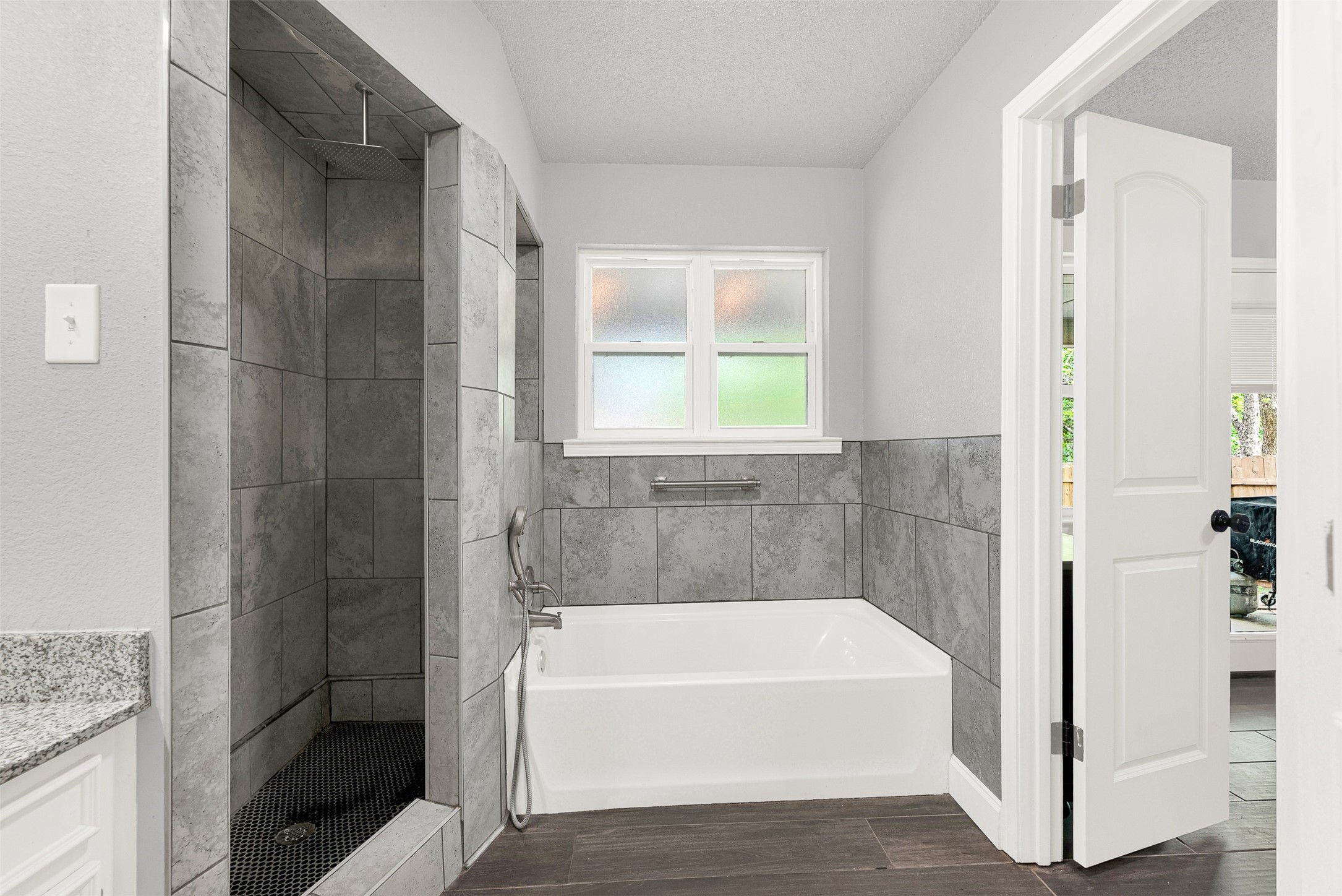 1105 Simpson Terrace Bedford TX 76021