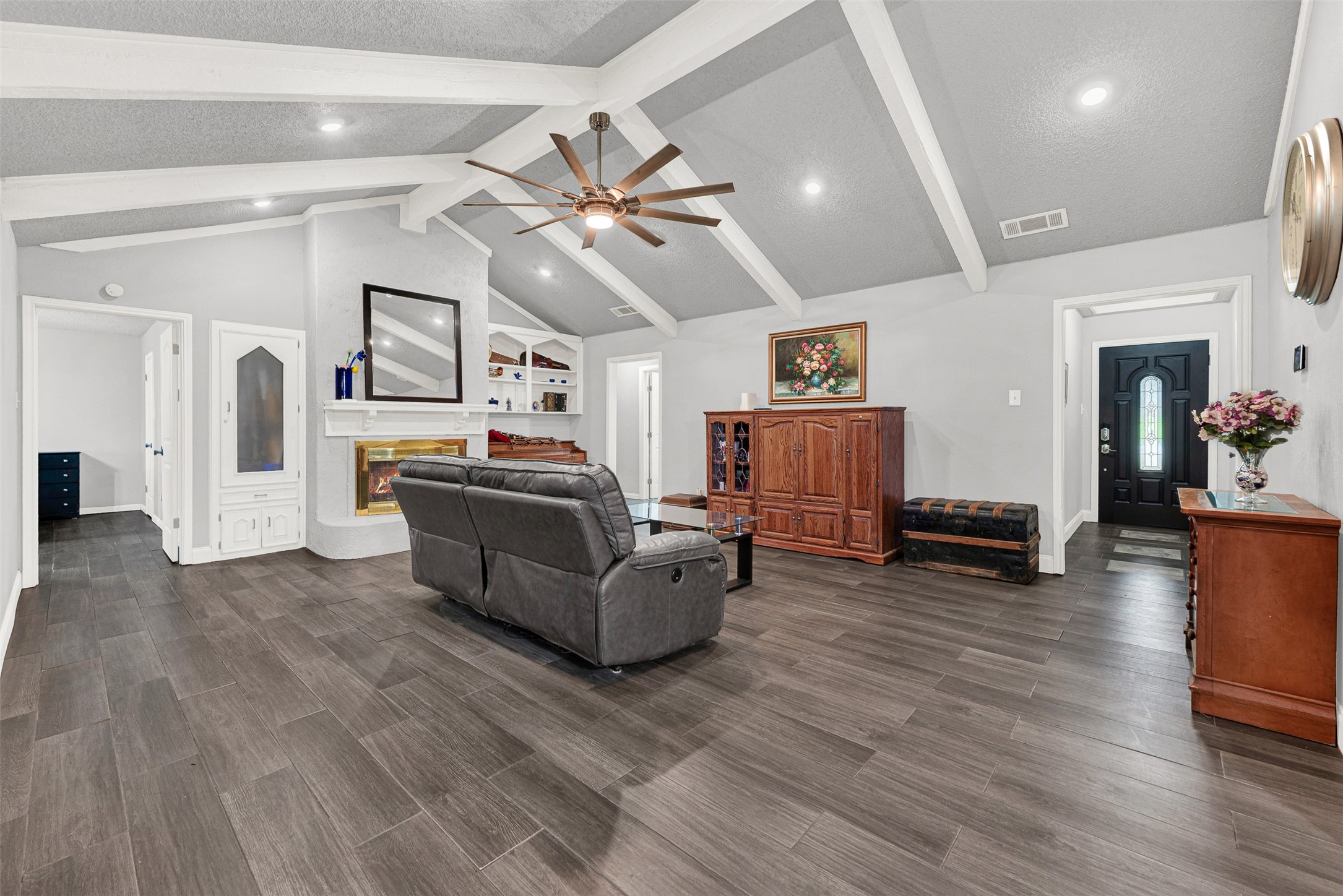 1105 Simpson Terrace Bedford TX 76021