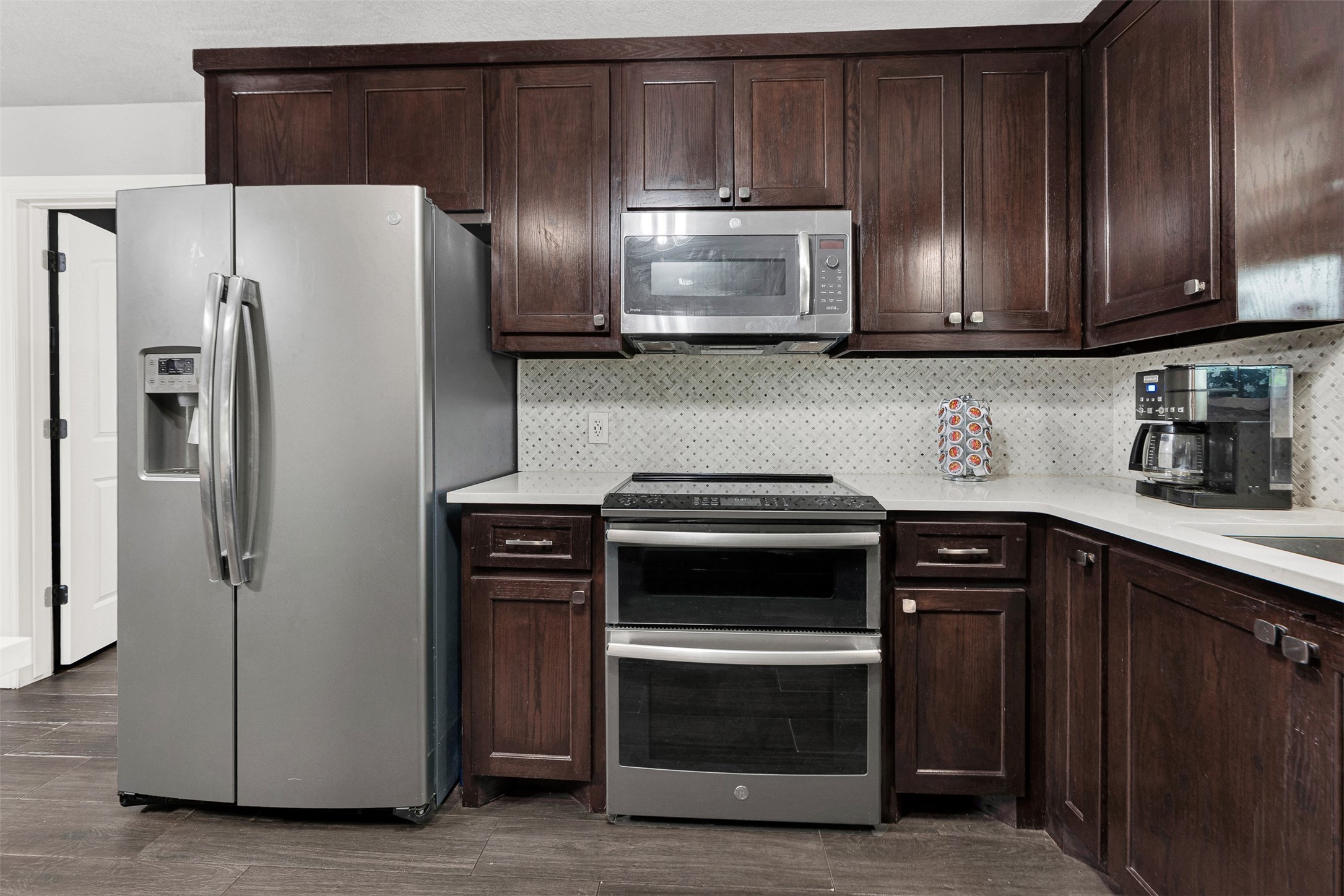 1105 Simpson Terrace Bedford TX 76021