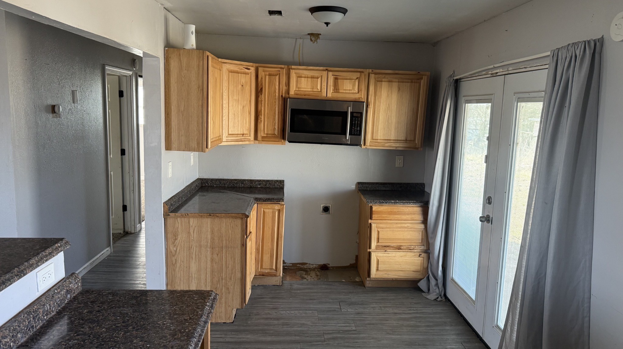 5194 County Road 15200 Deport TX 75435